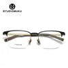 Gafas Muku de Studiomuku, una Montura de Gafas de Media Montura con una Fuerte Aura, Es Ligera y No Elige la Forma de la Cara
