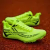 Nuevo modelo de otoño de zapatillas de clavos juveniles para atletismo, sprint, entrenamiento de examen físico, carrera y salto de longitud para hombres