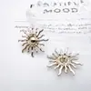 Botones Metálicos de Girasol con Hoja de Raya Irregular Botones Decorativos Para Blusas Chaquetas Botones con Forma Especial Cosidos a Mano Venta al por Mayor