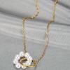 Colar com Pingente de Anel de Pérola Doce com Design de Nicho de Luxo Leve Estilo Coreano Joias Versáteis de Aço Titânio para Senhoras Literárias