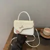 2026 Nuevo Bolso Cruzado de Hombro Único Cuadrado Pequeño Casual Elegante Retro Moderno para Mujer