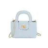Bolsa de Mão Feminina Nova Estilo Chanel com Bordado de Linha 2026 Versátil Bolsa de Ombro Transversal Bolsa de Corrente Acolchoada