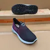 Sapatos Femininos Estilo Novo Primavera e Outono com Esponja Adicionada, Sapatos Casuais Versão Esportiva Feminina, Sapatos Respiráveis para Mães de Meia-Idade e Idosas