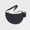 Bolsa Feminina 2024 Nova Bolsa Dumpling Bolsa Transversal Feminina Grande Capacidade PU Branca Estilo Coreano Combina Com Tudo Casual Bolsa de Ombro