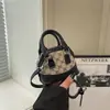 2026 Inverno Novo Estilo Mini Tendência e Estiloso Versátil Casual Simples Bolsa de Ombro Transversal Compacta