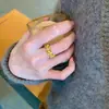 Anillo de Encaje de Iris Medio Antiguo para Mujer, Anillo Abierto de Lujo Ligero de Gama Alta, Anillo de Estilo de Corte Vintage de Nicho, Anillo de Dedo de Moda