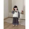 Roupas de Bebê para Meninas, Conjunto de Moda Estilo Coreano Floral, Novo Conjunto de Três Peças Estilo Primavera e Outono para Bebês e Crianças Pequenas