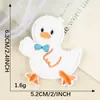 Fofo e Adorável Desenho Animado Pelúcia Pato Branco Pequeno Direto do Fabricante Em Estoque Decoração de Caixa Acessório de Roupa Patch de Tecido