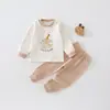 Conjunto de Roupa Íntima Macia de Algodão para Bebês e Crianças Pequenas Estampa de Desenho Roupas de Outono para Bebês Calças de Outono Roupas de Casa para Crianças Primavera e Outono Em Estoque Atacado