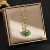 Corrente de clavícula em aço titânio estilo nacional retrô pingente de cadeado da paz de jade temperamento versátil acessórios de estilo chinês de alta qualidade