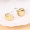 Estilo Francés Lujo Ligero Diseño de Alta Gama Plisado Borde Rizado Geométrico Irregular Forma de C Pendientes Simples Gosline para Mujer