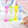 Mini Ampulheta Infantil Brinquedo Nostálgico Cronômetro para Estudantes Decoração de Mesa Pequenos Enfeites Presente para Jardim de Infância Atacado