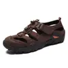 Sandalias para Hombre, Nuevo Estilo de Verano, Zapatos de Playa Cerrados Transpirables para Exteriores, Zuecos Huecos para Conducir y Exteriores, Zapatos Resistentes al Agua para Hombre
