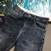Otoño 2024 Marca de Moda Jeans Ajustados Moda Masculina Sencillos Versátiles Modernos Casual Pantalones Rectos para Hombre