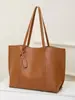 Bolso de Hombro 2025 Nuevo Bolso Tote de Gran Capacidad Bolso de Hombro Simple y de Moda Versátil para Viajes Cotidianos Textura Bolso para Mujer