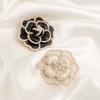 Broche de Camelia Estilo Tweed para Mujer Corsage de Perlas de Alta Gama Pin Elegante para Traje Abrigo Accesorios de Alta Gama