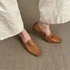Estilo minimalista, casual, moderno, cómodo, zapatos de mujer sin cordones con corte profundo para ir al trabajo y para el ámbito profesional, modelo nuevo en stock