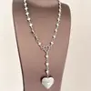 Collar con Borla de Corazón Tallado Vintage para Mujer Diseño de Nicho Transfronterizo Europeo y Americano Moda Versátil Cadena para Clavícula de Gama Alta