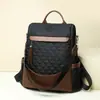 Mochila Feminina Transfronteiriça Verão Nova Moda Malha de Diamante Mochila Feminina Grande Capacidade Versátil Leve Bolsa de Viagem