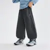 Familia de Hai Ma niños otoño nuevo ropa infantil ropa de otoño infantil pantalones largos pantalones deportivos elegantes niños medianos y grandes pantalones de chándal de moda modernos