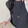 Colar Pingente Geométrico de Metal Minimalista Feminino Outono e Inverno Luxo Acessível Nicho High-End Corrente Longa para Suéter Acessórios