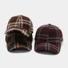 Nueva gorra de béisbol a cuadros de moda estilo coreano para mujer, otoño e invierno, sombrero de sol casual retro británico para exteriores que hace que la cara se vea más pequeña