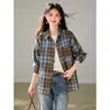 Camisa Retrô Americana de Manga Longa Design de Primavera e Outono Senso de Design Nicho Solta Versátil Preguiçosa Camisa Xadrez Jaqueta
