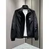 Nueva colección de otoño: chaqueta casual elegante y moderna para hombre con cuello alto, cortavientos simple para exteriores, prenda exterior ligera versátil para hombre