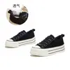 Zapatillas blancas de cuero genuino para mujer, nuevo modelo otoño 2026, cómodos zapatos de plataforma vintage, zapatos casuales con suela gruesa que aumentan la altura y no cansan los pies