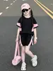 Conjunto Deportivo Casual para Niñas Verano 2026 Nuevo Atuendo Infantil Elegante Conjunto de Dos Piezas de Manga Corta y Shorts a la Moda para Niños Mayores