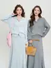 Conjunto de roupa estilo coreano, um conjunto completo de novidades outono e inverno 2026, conjunto de duas peças para mulheres com moletom com zíper e capuz e saia de tricô de cintura alta