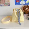 Bolsa Cruzada Pequeña para Teléfono Móvil Estilo Niche de Verano Transfronteriza para Mujer 2026 Nueva Bolsa de Tela con Cordón Tipo Cubo