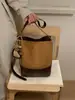 Bolsa Saco Grande Capacidade Retrô, Toque de Luxo Leve e Sofisticado, Bolsa Fosca de Nicho para Mulheres, Nova Bolsa de Ombro Outono e Inverno 2025