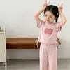 Conjunto de Camiseta Dulce de Verano Estilo Coreano para Niñas, Nuevo Top de Manga Corta, Pantalones Cortos Elegantes Cropped para Niños, Conjunto de Ropa para Niños de Dos Piezas