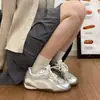 Zapatillas de moda populares, casuales y elegantes, nuevas zapatillas de entrenamiento planas estilo alemán para mujer Otoño 2026, zapatillas deportivas con bloques de color que aumentan la altura