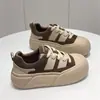 Mocassins Robustos para Mulheres 2026 Primavera e Outono Novos Retro Nicho Tênis de Solado Grosso Versátil Super Tendência Ugly-Cute Sapatos Casuais