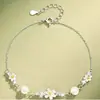 Pulsera de Flor de Jazmín Mo Li Xin Dong para Niñas, Pulsera de Calcedonia Imitación de Lujo Ligero de Nicho, Dulce Regalo Floral para Vacaciones