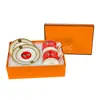 Vendas Diretas Transfronteiriças de Louças de Porcelana Óssea Cavalo de Guerra Vermelho Aijia, Xícaras de Cerâmica, Pratos de Jantar Estilo Ocidental, Xícaras de Chá de Luxo Leve Vintage, Xícaras de Café e Pires