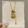 Amor Eterno ~ Colar com Pingente de Coração Simples Popular do Xiaohongshu, Colar de Casal Estrela e Lua da Moda de Nicho