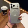 Capa de Celular Sem Moldura Adequada para Iphone17Promax com Dissipação de Calor e Sucção Magnética, Capa Respirável tipo Favo de Mel Anti-Queda para Apple 16 e 15