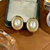 Brincos Redondos Geométricos de Pérola Elegantes Retrô Franceses, Brincos de Prata com Agulha de Luxo Leve e de Nicho de Alta Qualidade, Brincos de Moda Feminina
