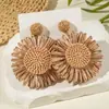 Pendientes Artesanales de Rafia Estilo Vacaciones Transfronterizos Europeos y Americanos, Pendientes Florales de Bloques de Color a la Moda Estilo Playa