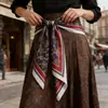 90 Pañuelos Cuadrados Grandes, Brocado de Nube de Seda Artificial, Estilo Primavera y Verano, Versátiles y de Moda, Pañuelos de Seda de Alta Gama para Mujer, Pañuelos Decorativos Profesionales para el Cuello