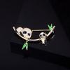 Broche de panda de circonio con incrustaciones, tesoro nacional de estilo chino, esmalte de cobre refinado, hoja de bambú, accesorio de ropa, colgante de moda nacional