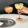 Copa de Vidrio Retro de Nicho con Base Alta y Acabado de Lujo, Especialmente Elaborada para una Margarita Ligeramente Embriagadora, Copa para Cóctel de Champaña Espumoso