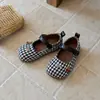 Sapatos de Princesa para Meninas 2026 Nova Coleção Primavera e Outono Sapatos Pequenos de Couro Infantis Doces e Elegantes Sapatos de Menina de Bebê Sapatos de Solado Macio
