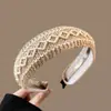 Faixa de Cabelo Tecida de Linho com Temperamento Super Fada Boêmia Prendedor de Cabelo Vazado Largo para Mulheres Elástico de Cabelo com Furo para Cabelo Acessórios de Cabelo