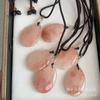 Pendente Popular Xiaohongshu de Seda Dourada, Flor de Pessegueiro de Jade, Fecho de Nuvem, Amuleto da Paz Flor de Pessegueiro Rosa, Pingente de Jade