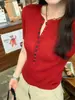 Camiseta de punto de manga corta, cuello redondo, un solo botón, corte ajustado, color azul marino para mujer, nuevo estilo de verano 2026, top único y hermoso