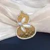 Broche de Calabaza de Nácar de Concha Marina Natural Estilo Chino Nuevo Perla de Agua Dulce Natural Ramillete de Buena Suerte y Fortuna Versátil Otoño e Invierno